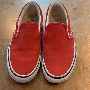 Women’s Vans tennis shoes. Size 7.5